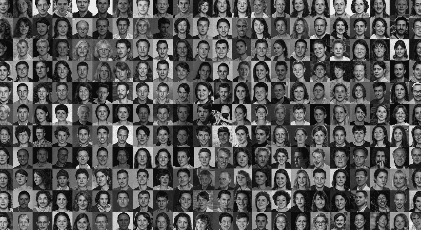 Mosaico de rostros. Imagen en blanco y negro con cientos de retratos individuales formando una cuadrícula.
